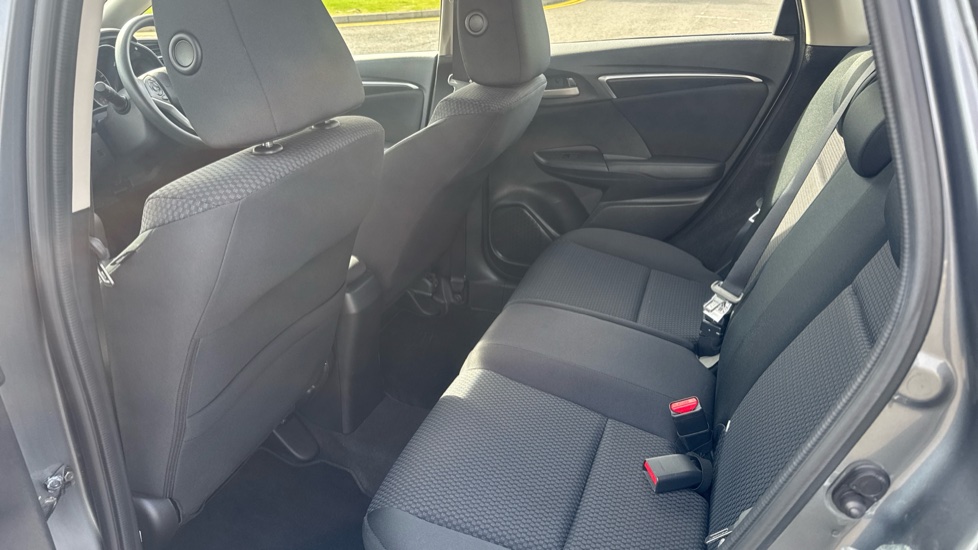 Honda Jazz 1.3 i-VTEC SE 5dr CVT Petrol Hatchback - Image 16