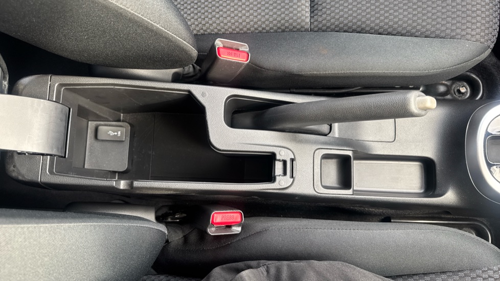 Honda Jazz 1.3 i-VTEC SE 5dr CVT Petrol Hatchback - Image 43