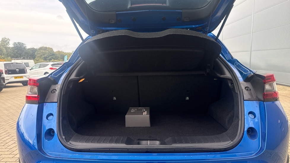 Nissan Juke 1.0 DiG-T 114 N-Connecta 5dr Petrol Hatchback - Image 4