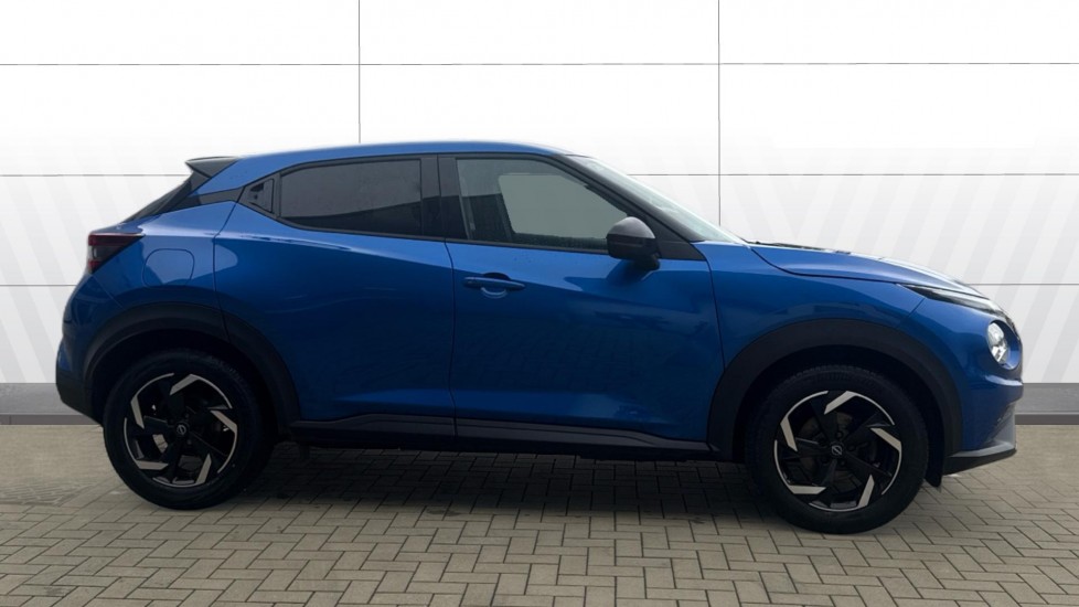 Nissan Juke 1.0 DiG-T 114 N-Connecta 5dr Petrol Hatchback - Image 5