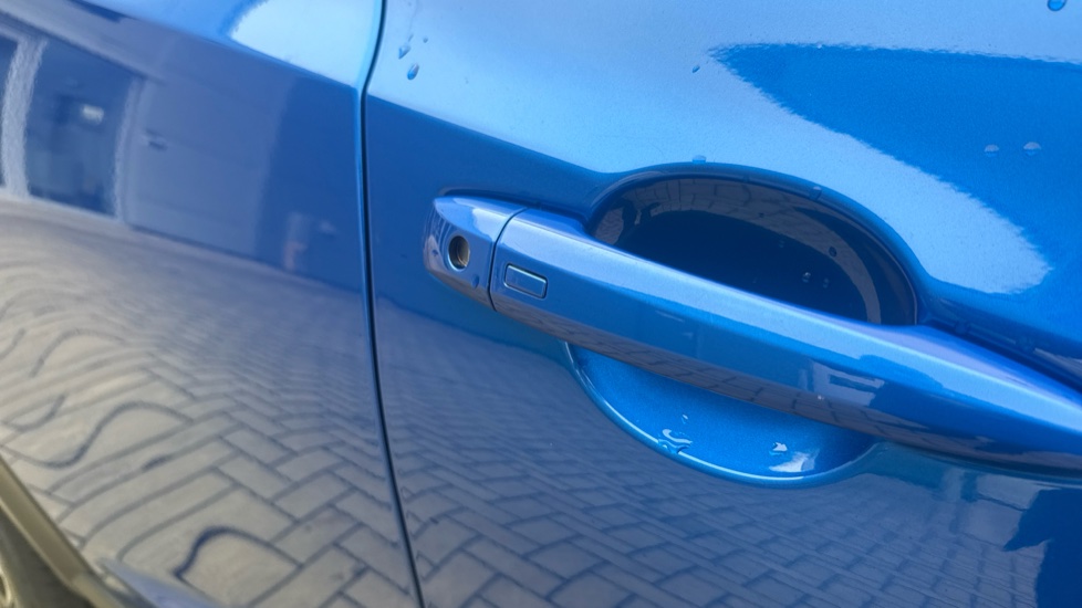 Nissan Juke 1.0 DiG-T 114 N-Connecta 5dr Petrol Hatchback - Image 25