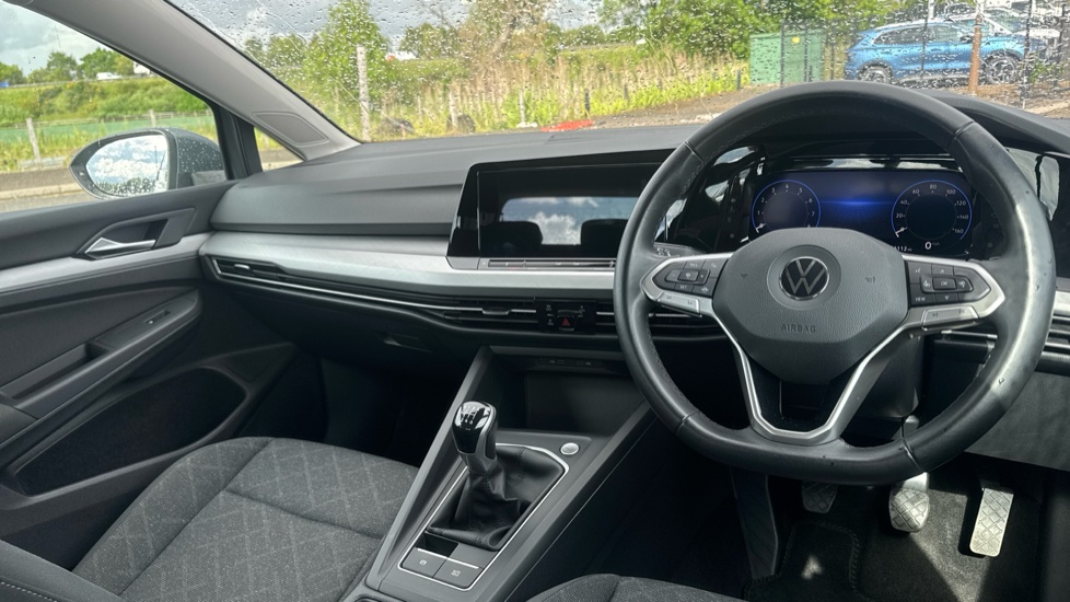Volkswagen Golf 1.5 TSI Life 5dr Petrol Hatchback - Image 11