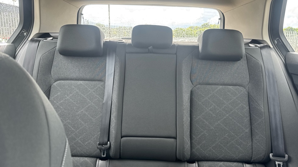Volkswagen Golf 1.5 TSI Life 5dr Petrol Hatchback - Image 15
