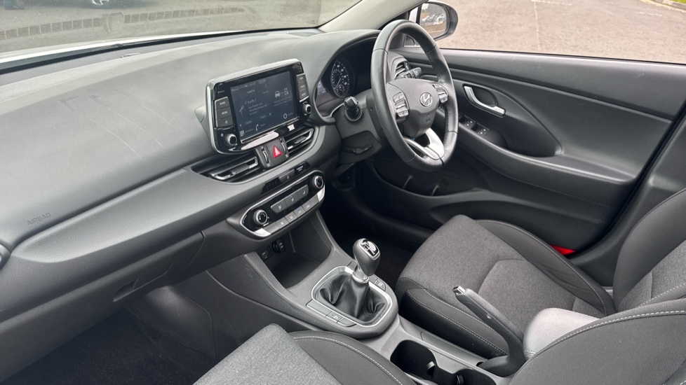 Hyundai i30 1.0T GDi SE Connect 5dr Petrol Hatchback - Image 9