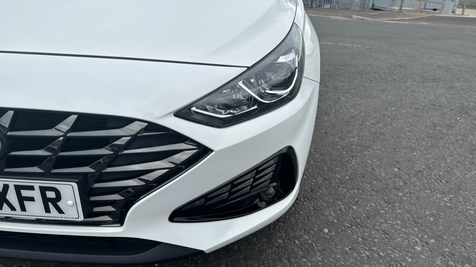 Hyundai i30 1.0T GDi SE Connect 5dr Petrol Hatchback - Image 23