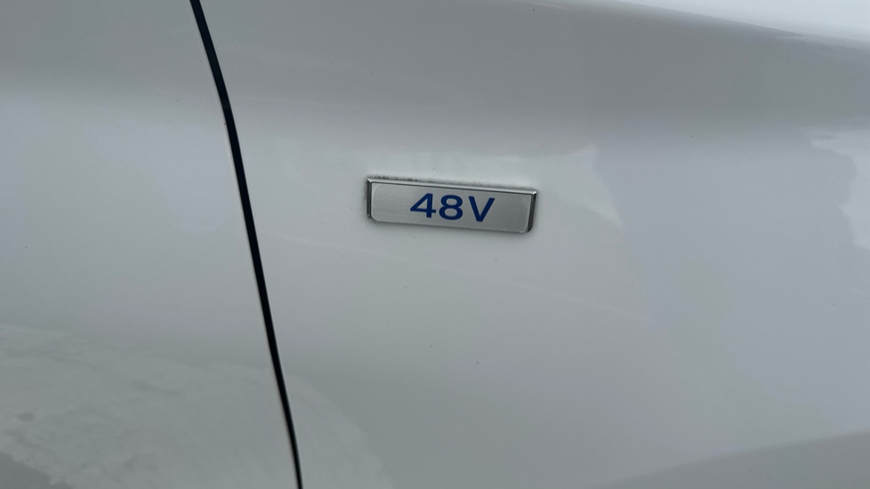 Hyundai i30 1.0T GDi SE Connect 5dr Petrol Hatchback - Image 28