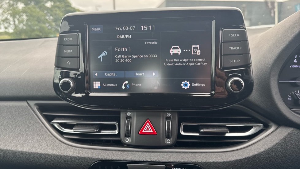 Hyundai i30 1.0T GDi SE Connect 5dr Petrol Hatchback - Image 42
