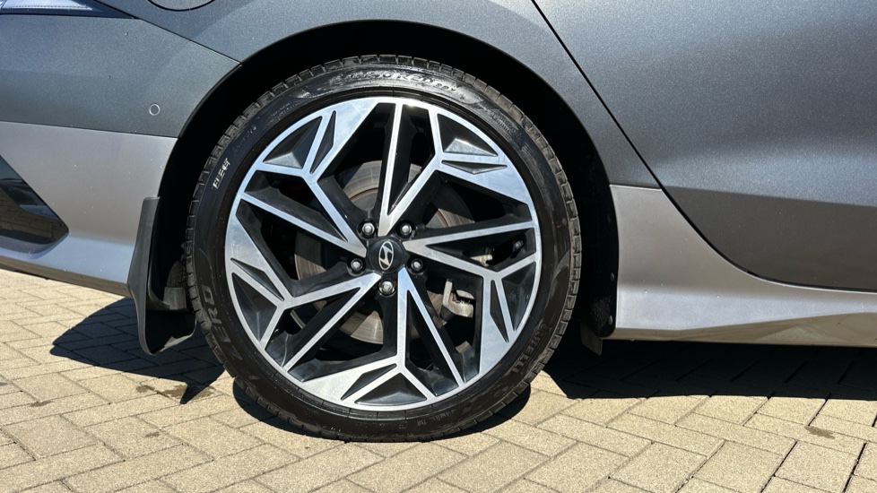 Hyundai IONIQ 6 239kW Ultimate 77kWh 4dr AWD Auto Electric Saloon - Image 7