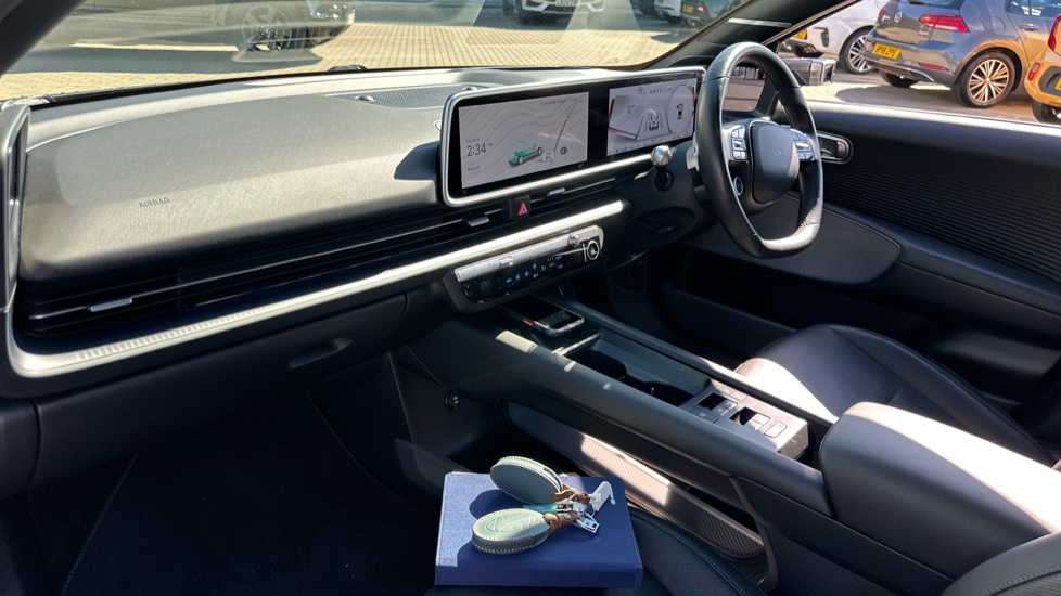 Hyundai IONIQ 6 239kW Ultimate 77kWh 4dr AWD Auto Electric Saloon - Image 9