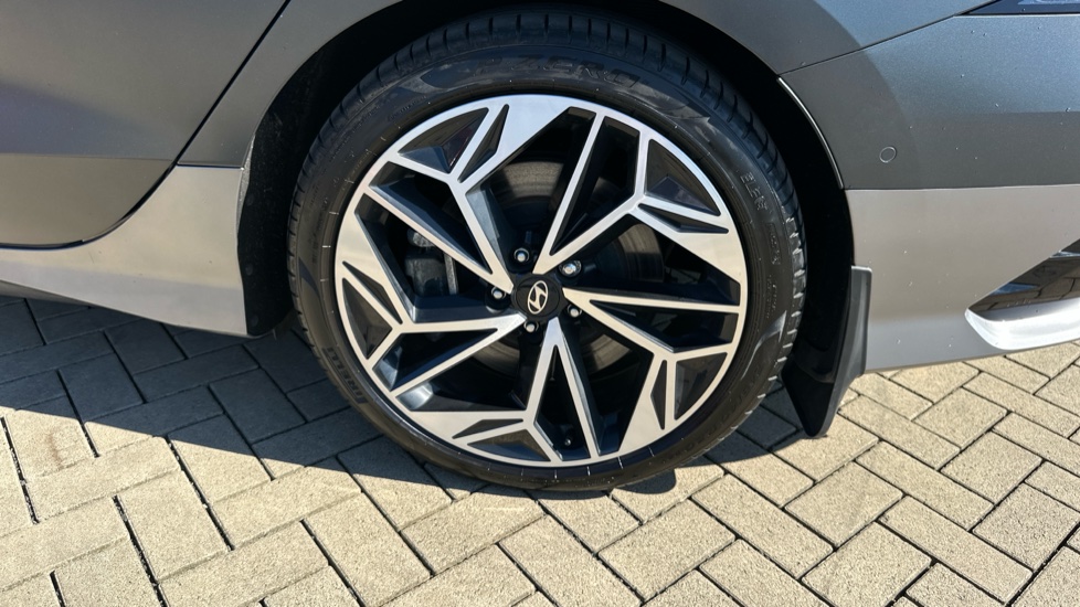 Hyundai IONIQ 6 239kW Ultimate 77kWh 4dr AWD Auto Electric Saloon - Image 79