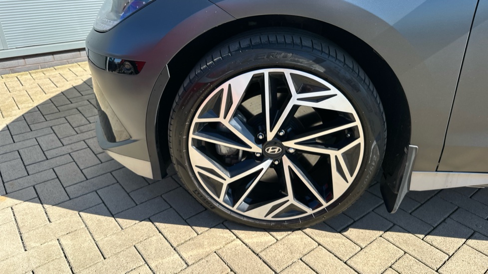 Hyundai IONIQ 6 239kW Ultimate 77kWh 4dr AWD Auto Electric Saloon - Image 82