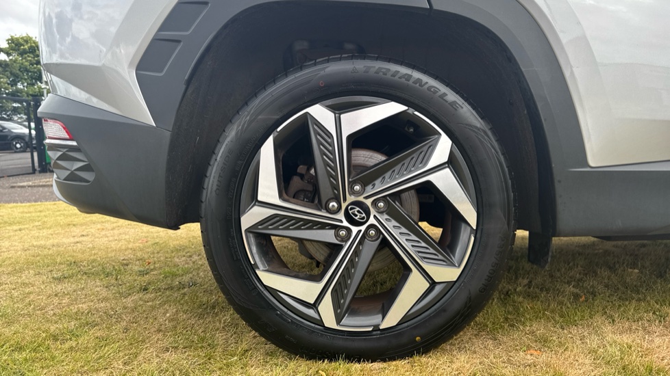 Hyundai TUCSON 1.6 TGDi Hybrid 230 Premium 5dr 2WD Auto Hybrid Estate - Image 7