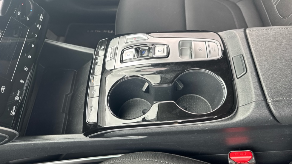 Hyundai TUCSON 1.6 TGDi Hybrid 230 Premium 5dr 2WD Auto Hybrid Estate - Image 13