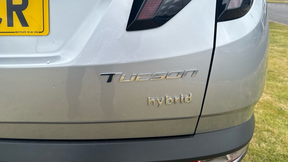 Hyundai TUCSON 1.6 TGDi Hybrid 230 Premium 5dr 2WD Auto Hybrid Estate - Image 23