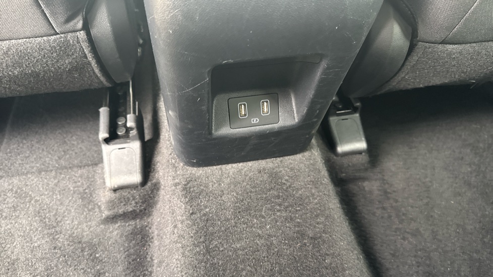 Hyundai TUCSON 1.6 TGDi Hybrid 230 Premium 5dr 2WD Auto Hybrid Estate - Image 40