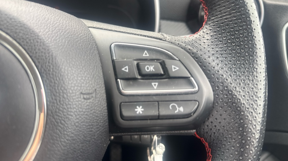 MG ZS 1.5 VTi-TECH Exclusive 5dr Petrol Hatchback - Image 39