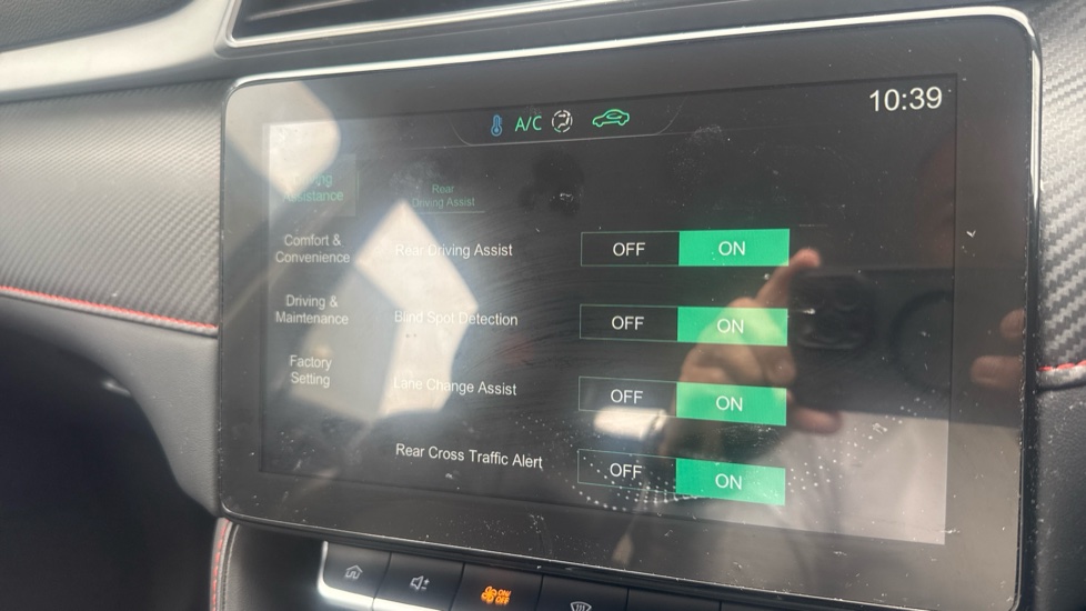 MG ZS 1.5 VTi-TECH Exclusive 5dr Petrol Hatchback - Image 56