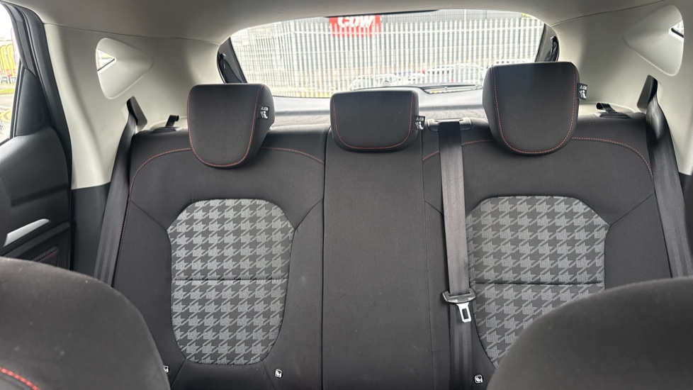 MG ZS 1.0T GDi Excite 5dr DCT Petrol Hatchback - Image 15