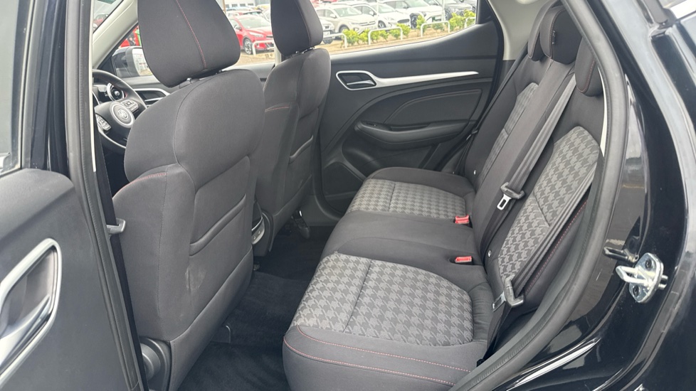 MG ZS 1.0T GDi Excite 5dr DCT Petrol Hatchback - Image 16