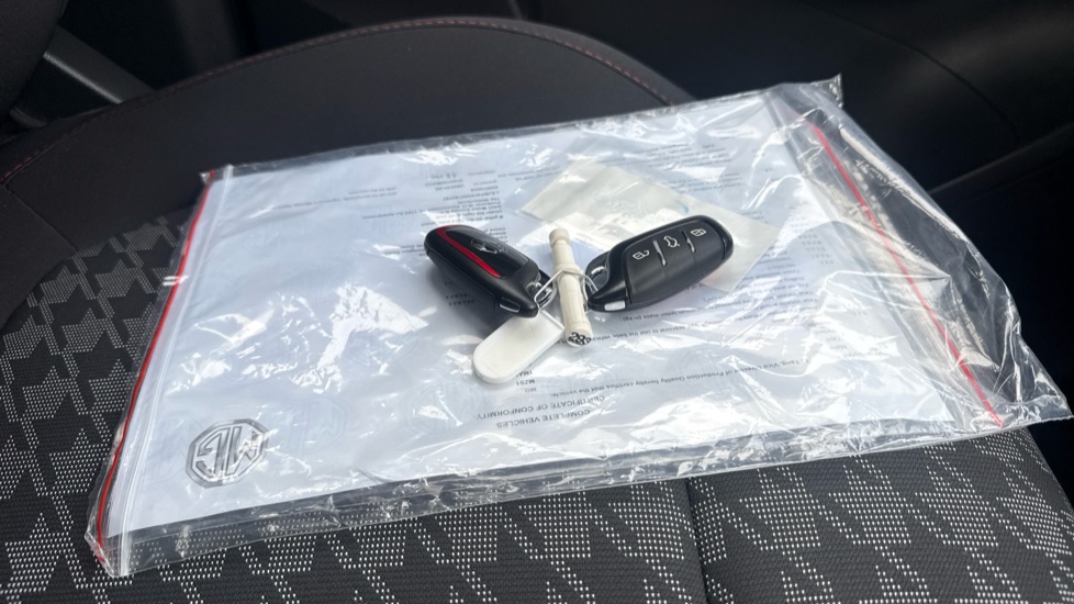 MG ZS 1.0T GDi Excite 5dr DCT Petrol Hatchback - Image 19
