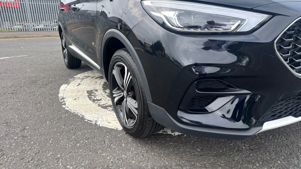 MG ZS 1.0T GDi Excite 5dr DCT Petrol Hatchback - Image 23