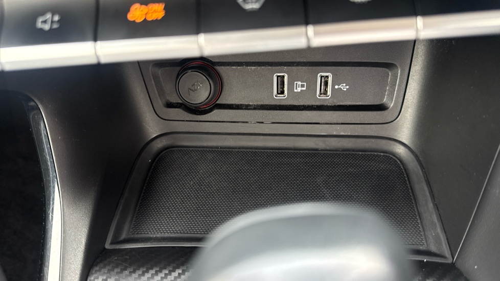 MG ZS 1.0T GDi Excite 5dr DCT Petrol Hatchback - Image 41