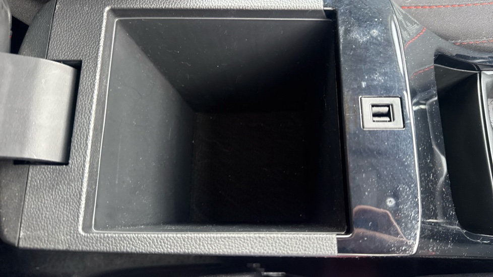 MG ZS 1.0T GDi Excite 5dr DCT Petrol Hatchback - Image 47