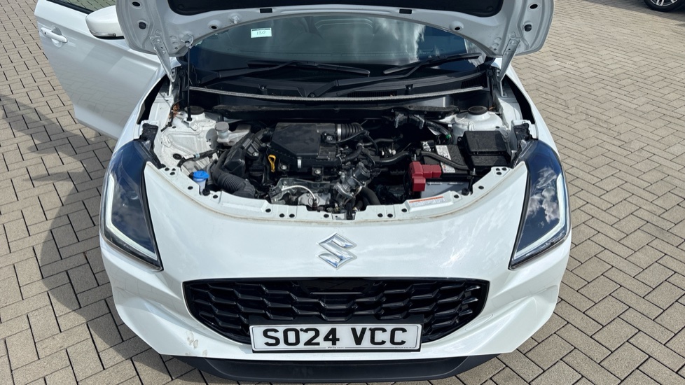 Suzuki Swift 1.2 Mild Hybrid Ultra 5dr CVT Petrol Hatchback - Image 8