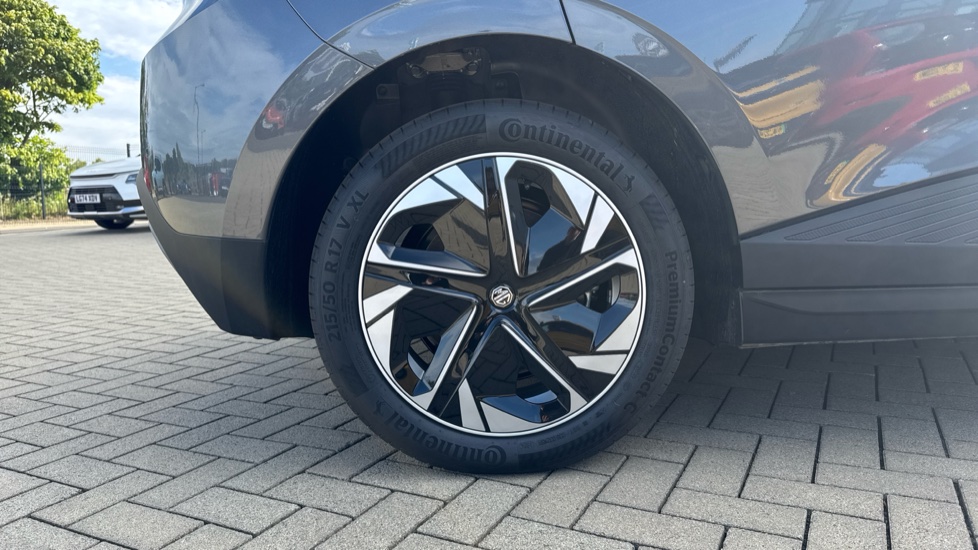 MG MG4 150kW SE [Nav] EV Long Range 64kWh 5dr Auto Electric Hatchback - Image 7