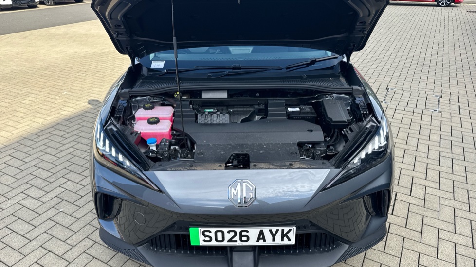 MG MG4 150kW SE [Nav] EV Long Range 64kWh 5dr Auto Electric Hatchback - Image 8