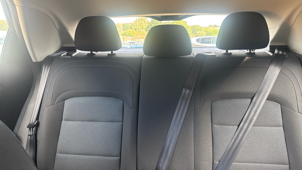 MG MG4 150kW SE [Nav] EV Long Range 64kWh 5dr Auto Electric Hatchback - Image 15