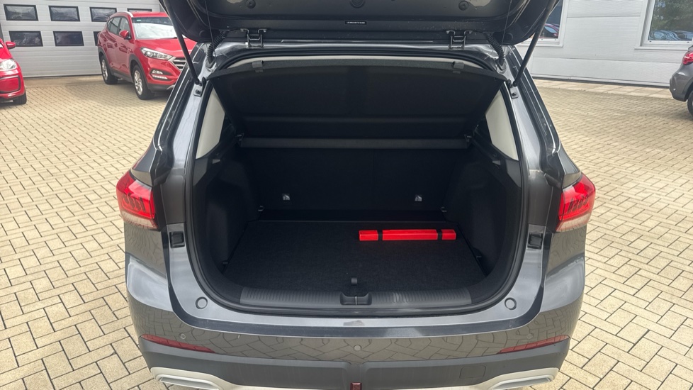 MG ZS 1.5 SE 5dr Petrol Hatchback - Image 4