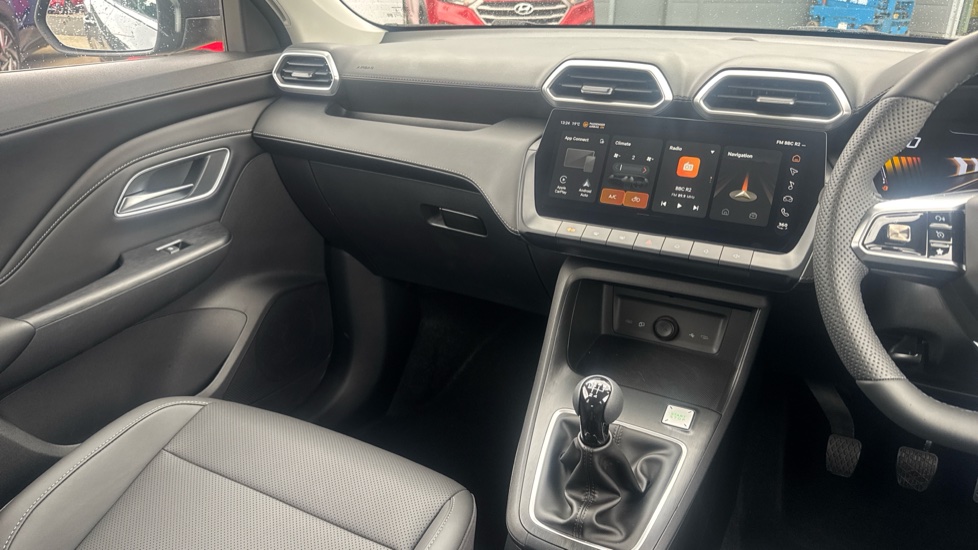 MG ZS 1.5 SE 5dr Petrol Hatchback - Image 14
