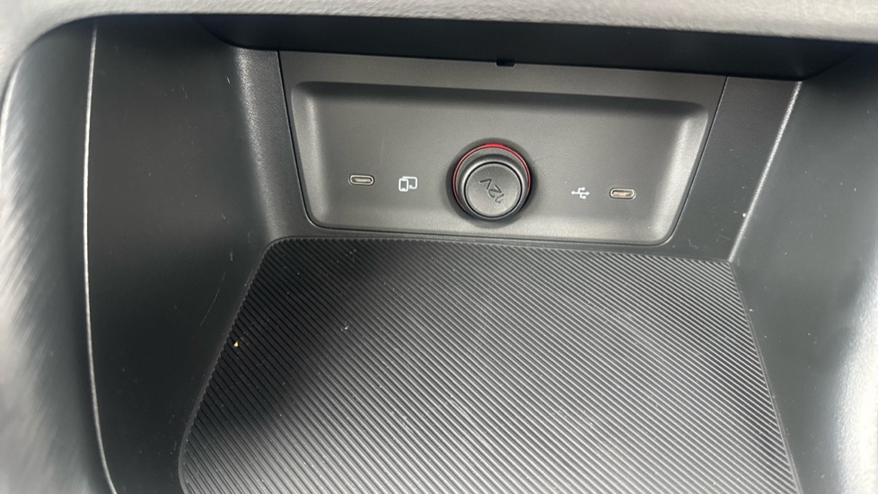 MG ZS 1.5 SE 5dr Petrol Hatchback - Image 39