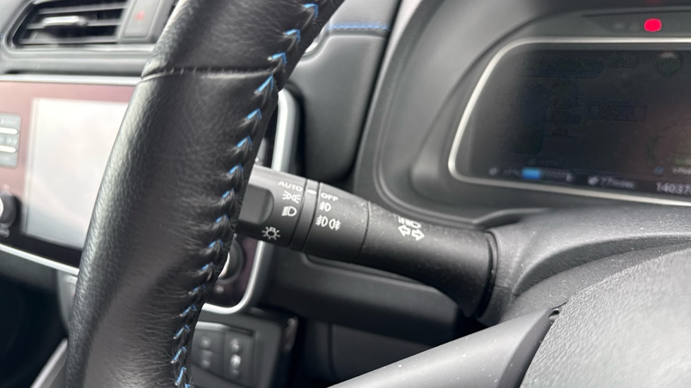 Nissan LEAF 110kW 3.Zero 40kWh 5dr Auto Electric Hatchback - Image 35