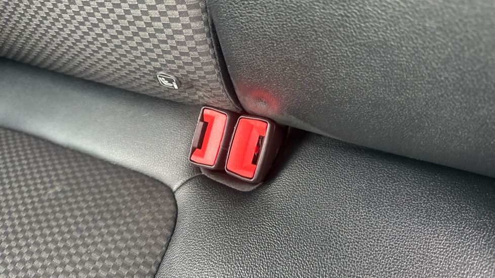 Ford Fiesta 1.0 EcoBoost Hybrid mHEV 155 ST-Line X Edition 5dr Petrol Hatchback - Image 17