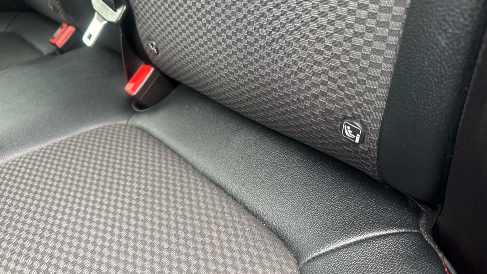 Ford Fiesta 1.0 EcoBoost Hybrid mHEV 155 ST-Line X Edition 5dr Petrol Hatchback - Image 30