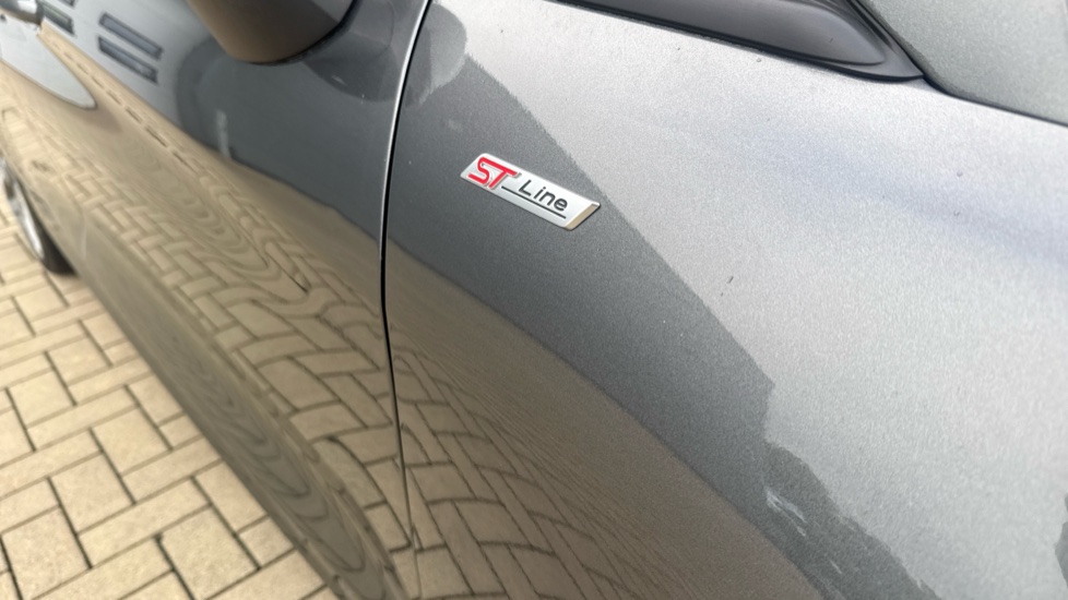 Ford Fiesta 1.0 EcoBoost Hybrid mHEV 155 ST-Line X Edition 5dr Petrol Hatchback - Image 33