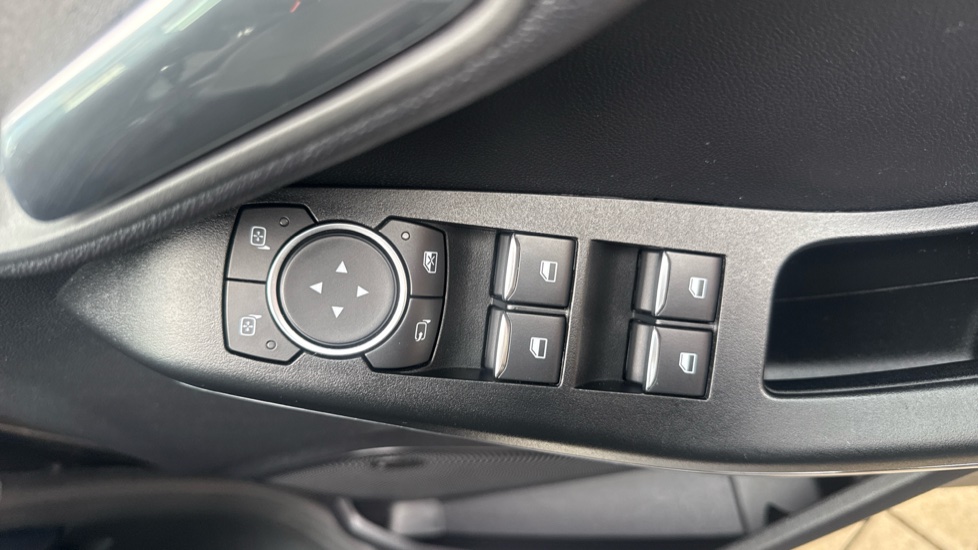 Ford Fiesta 1.0 EcoBoost Hybrid mHEV 155 ST-Line X Edition 5dr Petrol Hatchback - Image 34