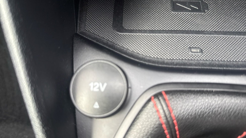 Ford Fiesta 1.0 EcoBoost Hybrid mHEV 155 ST-Line X Edition 5dr Petrol Hatchback - Image 50