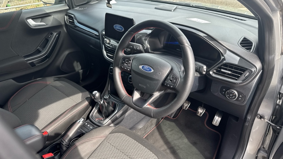 Ford Puma 1.0 EcoBoost Hybrid mHEV ST-Line 5dr Petrol Hatchback - Image 11
