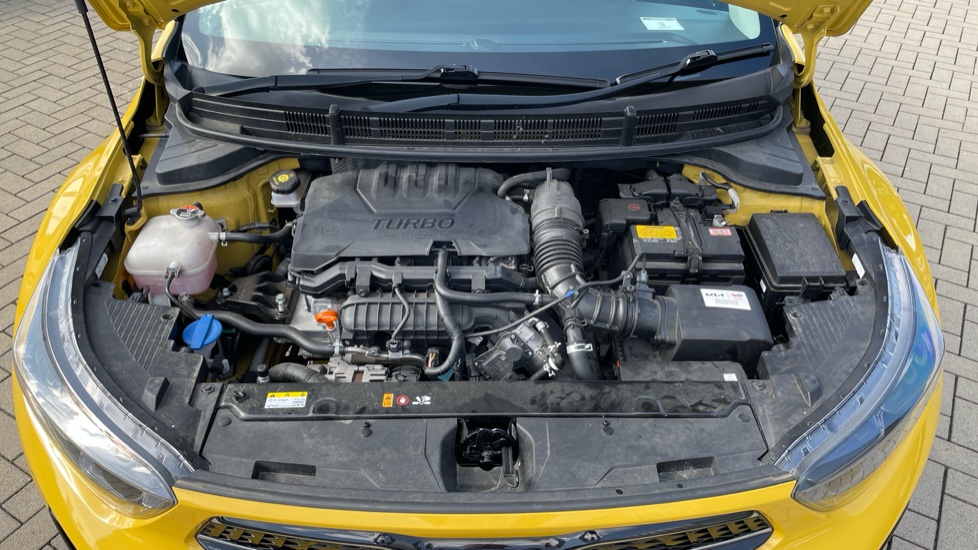 Kia Stonic 1.0T GDi 48V GT-Line S 5dr Petrol Estate - Image 8