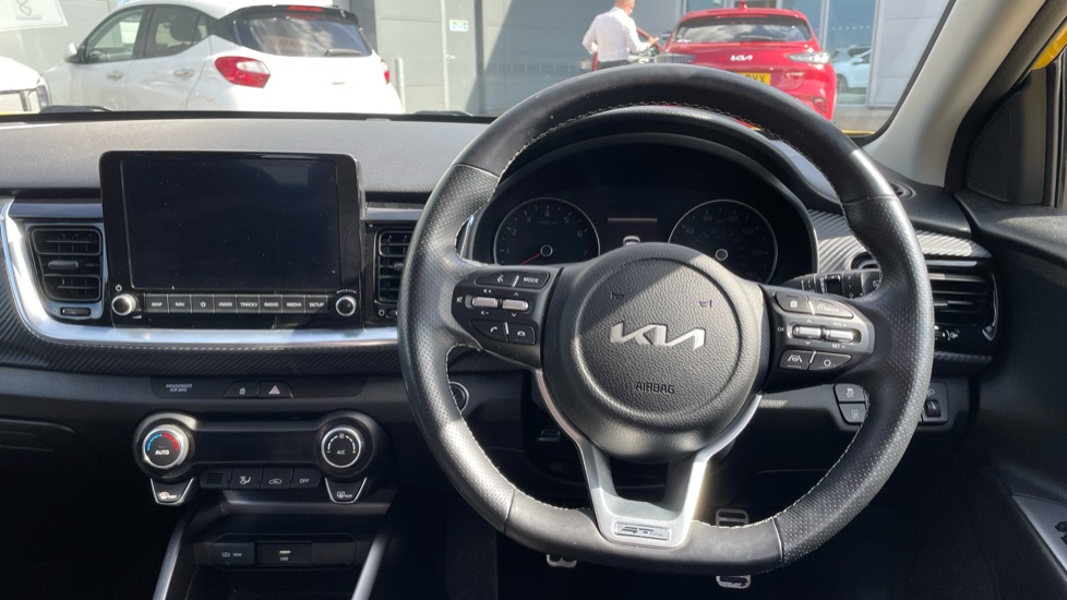 Kia Stonic 1.0T GDi 48V GT-Line S 5dr Petrol Estate - Image 10