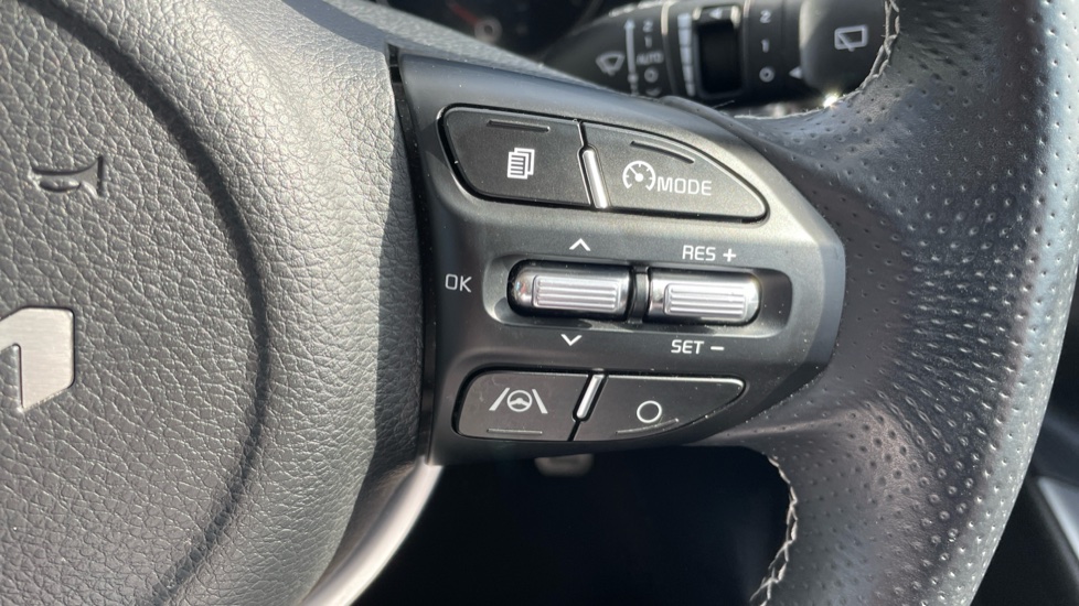 Kia Stonic 1.0T GDi 48V GT-Line S 5dr Petrol Estate - Image 27