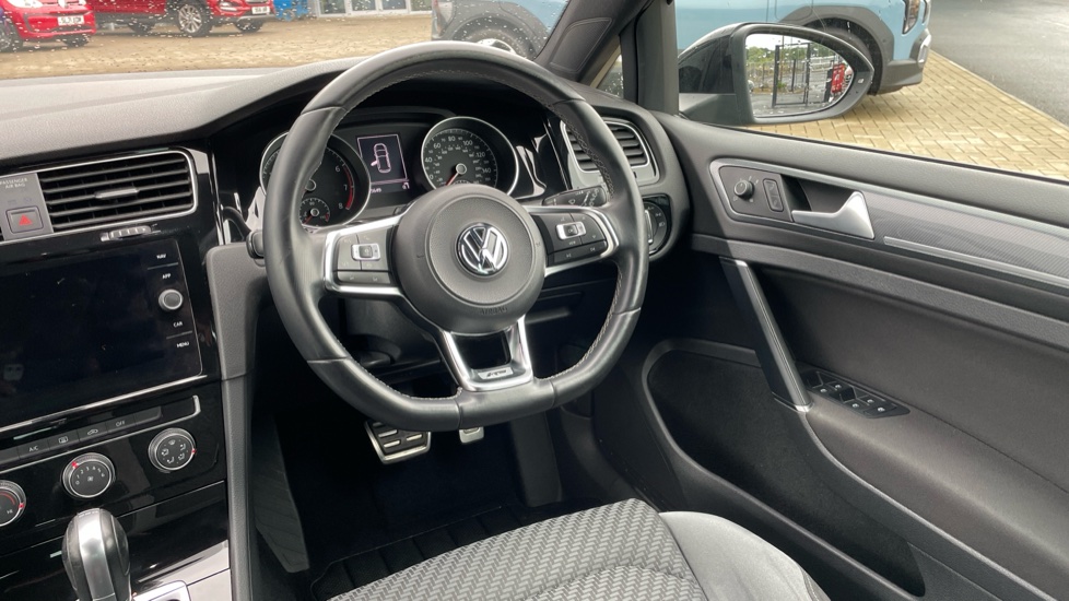 Volkswagen Golf 1.5 TSI EVO 150 R-Line 5dr DSG Petrol Hatchback - Image 11
