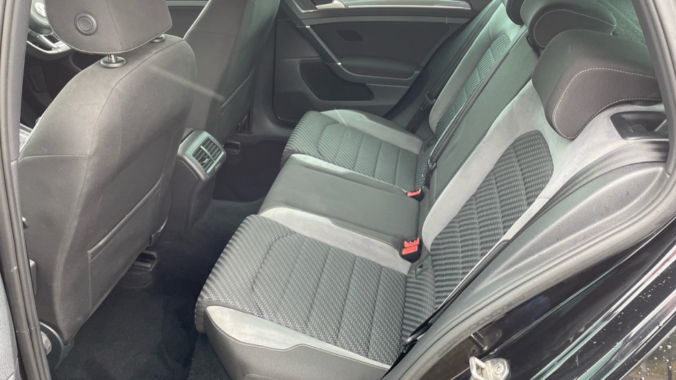 Volkswagen Golf 1.5 TSI EVO 150 R-Line 5dr DSG Petrol Hatchback - Image 16