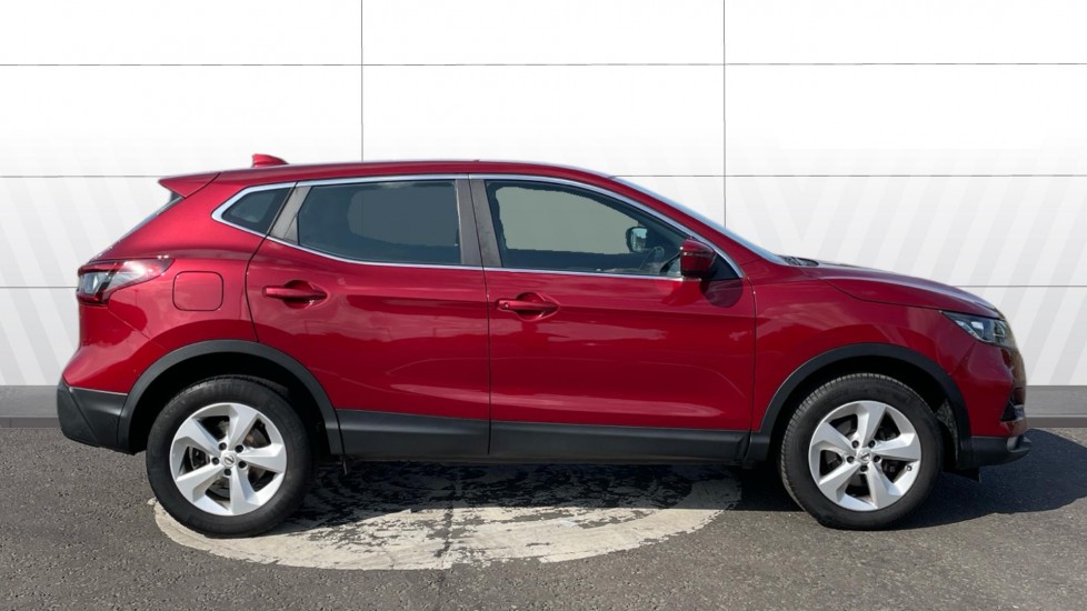 Nissan Qashqai 1.3 DiG-T Acenta Premium 5dr Petrol Hatchback - Image 5