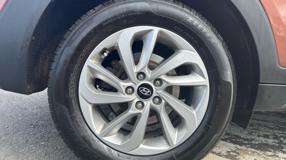 Hyundai TUCSON 1.7 CRDi Blue Drive SE Nav 5dr 2WD Diesel Estate - Image 7