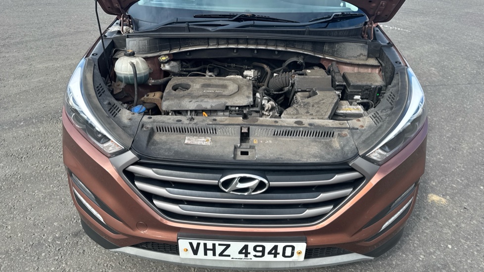 Hyundai TUCSON 1.7 CRDi Blue Drive SE Nav 5dr 2WD Diesel Estate - Image 8