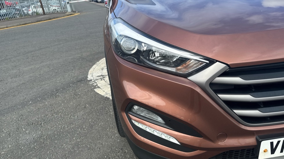 Hyundai TUCSON 1.7 CRDi Blue Drive SE Nav 5dr 2WD Diesel Estate - Image 34